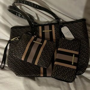 Time and True handbag set